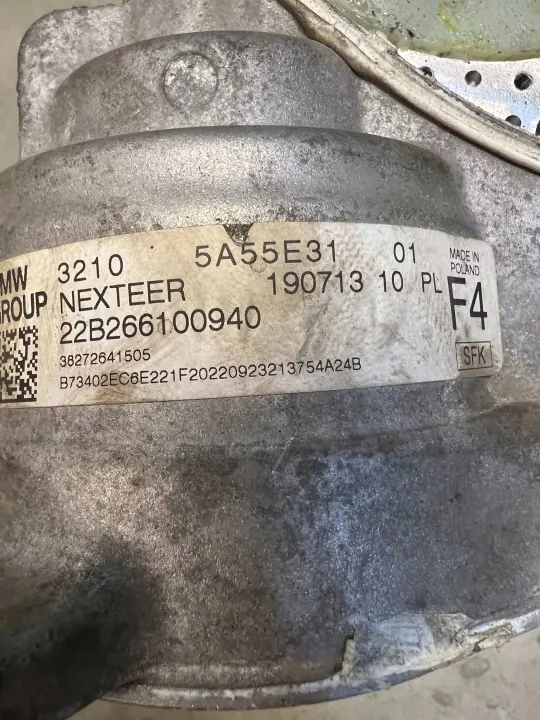 Bomba de direção assistida BMW OEM 5A55E31 - Usado image 4