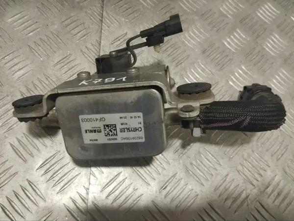 Gebrauchter Chrysler Ölkühler OEM 68239139AC image 5