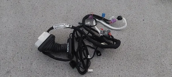 Dodge Challenger 2015-2018 Linker deurkabel 68278031AB image 1