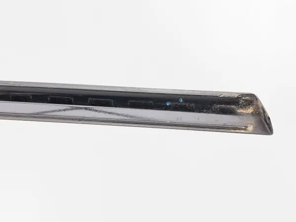 Garniture vitre latérale Land Rover Evoque I OEM AMD219296 image 8