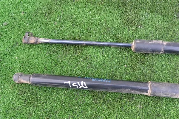 Bagagelucka Aktuator Set Dacia Renault Duster II image 3