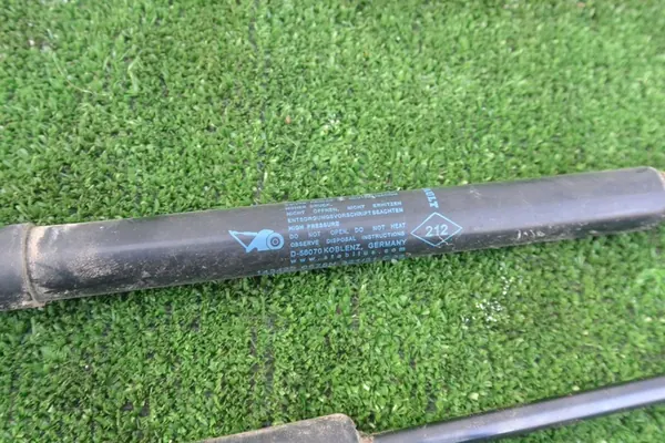 Bagagelucka Aktuator Set Dacia Renault Duster II image 5