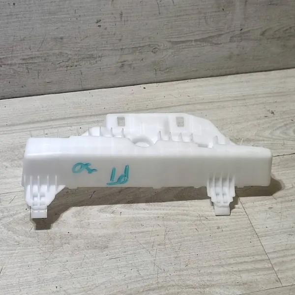 Verhojen kiinnitys taka oikea Dacia Jogger OEM 985P29032R image 2