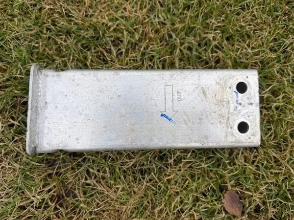 Tesla Model 3 OEM 1109193-00-C Parachoques Zona Deformable image 2