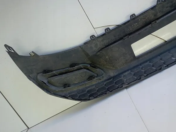 Audi OE 8Y5807521B Onderste bumperlijst achter image 3