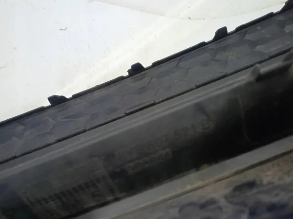 Audi OE 8Y5807521B Onderste bumperlijst achter image 4