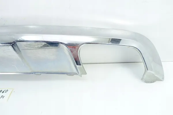 Mercedes-Benz Bakre Stötfångare Diffusor GLK W204 A2048857423 image 2