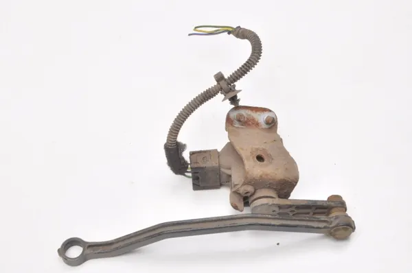 Sensor de Nivel Xenon Volvo XC70 II OEM 7G9N-3C438-AA image 5
