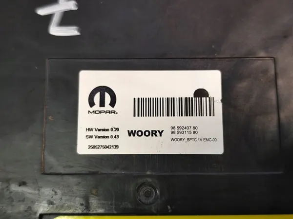 OEM 9859240780 Värmekärna Citroen e-C3/Fiat Panda image 8