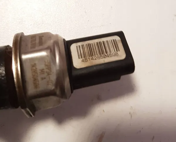 OEM 9685297580 Citroen C4 Picasso Einspritzschiene image 4