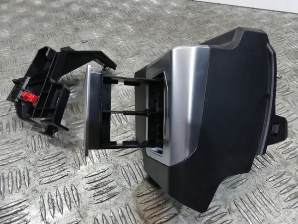 Diffuseur de parfum BMW OEM 9483929 pour G05 G06 G07 image 3