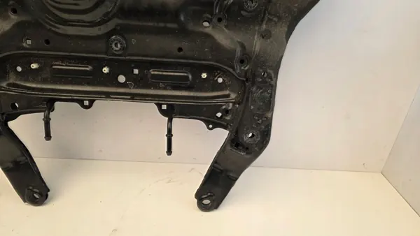 BMW X1 X2 U11 U10 U06 Vaggbalk OEM 8836336 image 5
