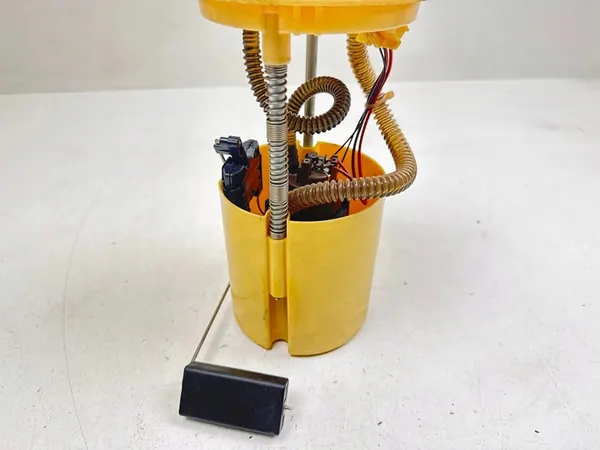 Bomba de Combustível KIA Ceed I 2.0 CRDI OEM 311101H900 image 2