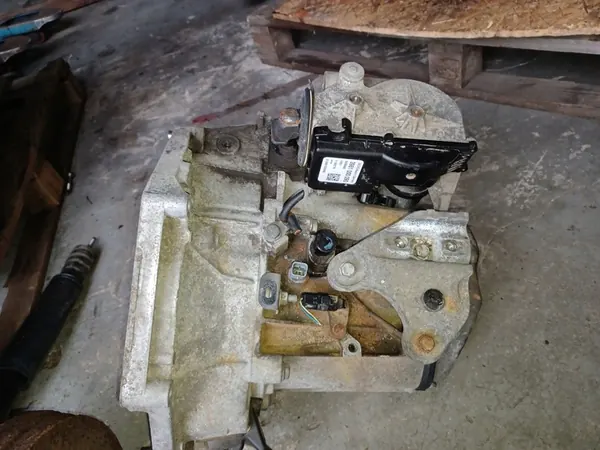 Citroen C2 Autovaihteisto 140k km 9651709010 image 3