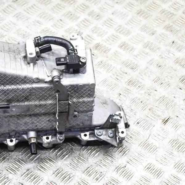 Gebrauchtes Audi OE Ansaugkrümmer OEM 05L128063E image 10