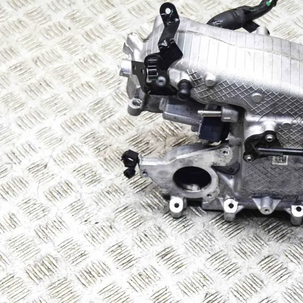 Gebrauchtes Audi OE Ansaugkrümmer OEM 05L128063E image 8