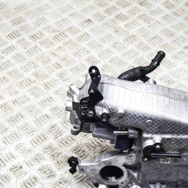 Gebrauchtes Audi OE Ansaugkrümmer OEM 05L128063E image 9