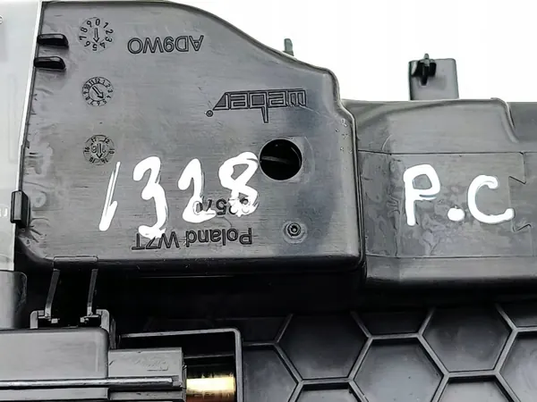 Volvo XC90 2019 Hoofdopberg Tunnelconsole OEM 31389185 image 5