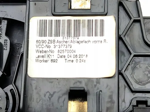 Volvo XC90 2019 Hoofdopberg Tunnelconsole OEM 31389185 image 7