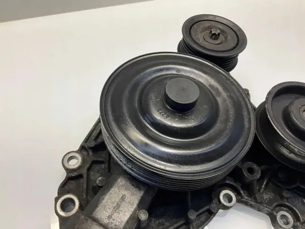Pompe à eau Mercedes-Benz OEM A2722010601 - Occasion image 4