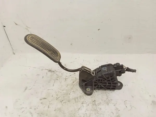 Toyota Hilux 2010 Gaspedaal OEM 781200K010 image 2