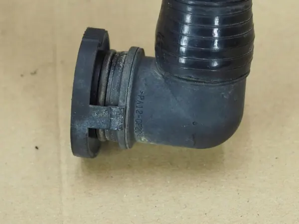 Secundaire Luchtpomp Slang Audi A8 D3 6.0 W12 OEM n6et7rmy867t6drheg45r6dt image 3