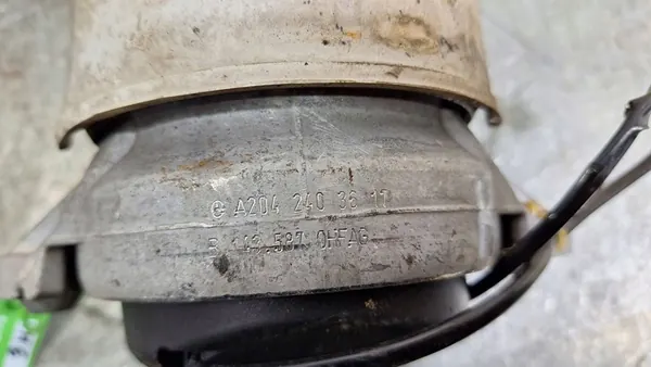 Moottorin Kiinnike A2042403717 Mercedes GLK X204 image 8