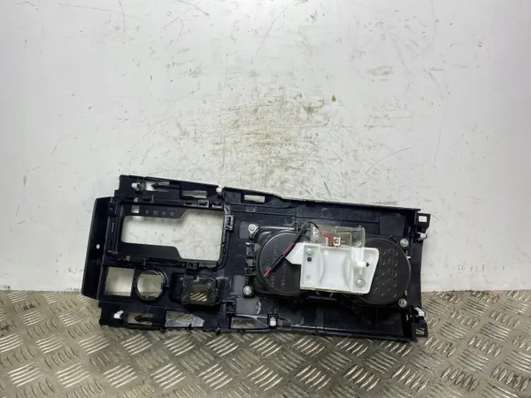 Mitsubishi OE FOB20616 Framehendel - Gebruikt image 4