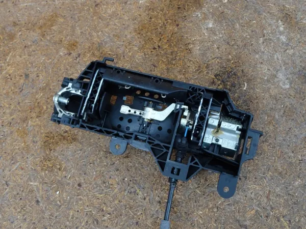Türgriffrahmen links Audi A4 B9 OEM 8W0837811A image 10