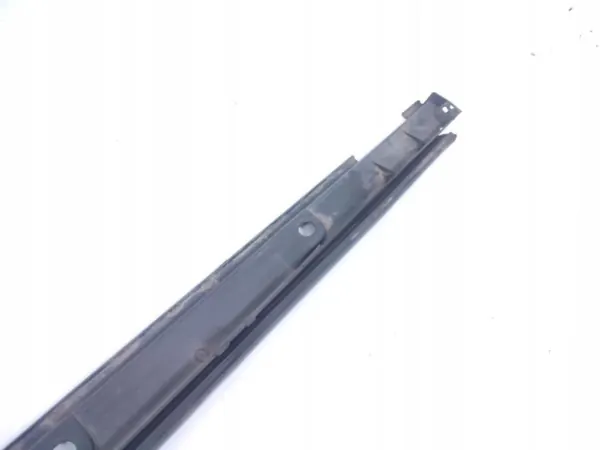 Protège-bas droit OEM 83A853890 pour Audi Q3 II image 4