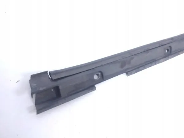 Protège-bas droit OEM 83A853890 pour Audi Q3 II image 7