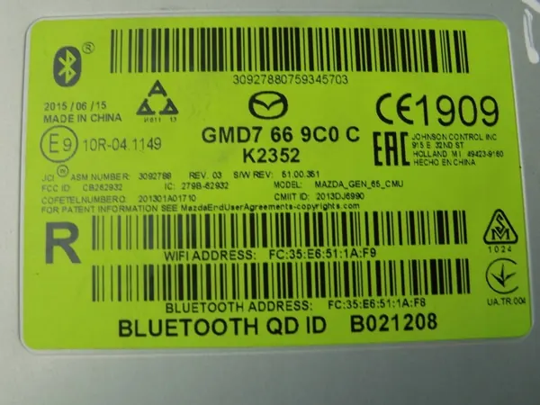 Mazda Bluetooth-modul OEM GMD7669C0C - Begagnad image 4