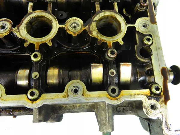 Culasse Audi A4 B6 2.0 20V OEM 06B103373AM image 8