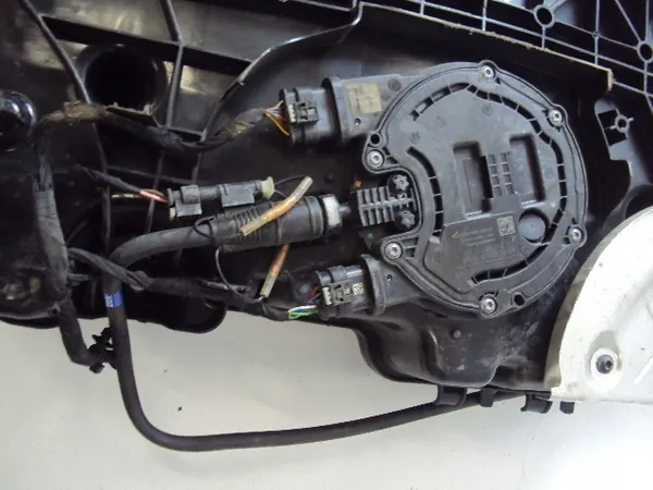Tanque AdBlue usado OEM A0994711200 para Mercedes image 5