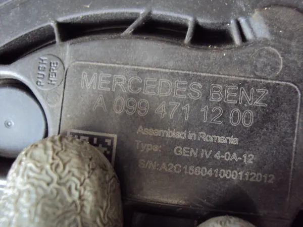 Tanque AdBlue usado OEM A0994711200 para Mercedes image 6