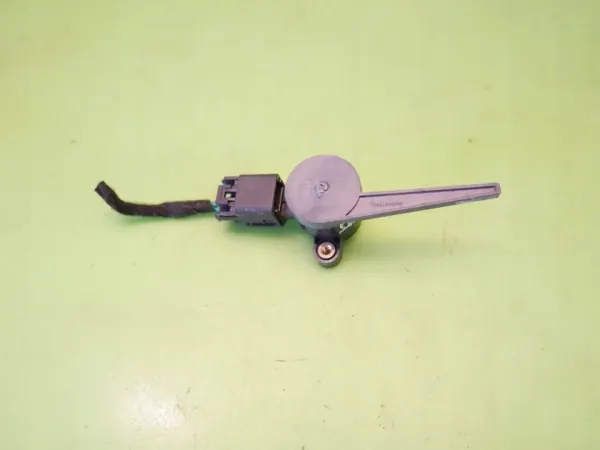 Interrupteur feu stop OEM 56029473AC pour Fiat Freemont image 3