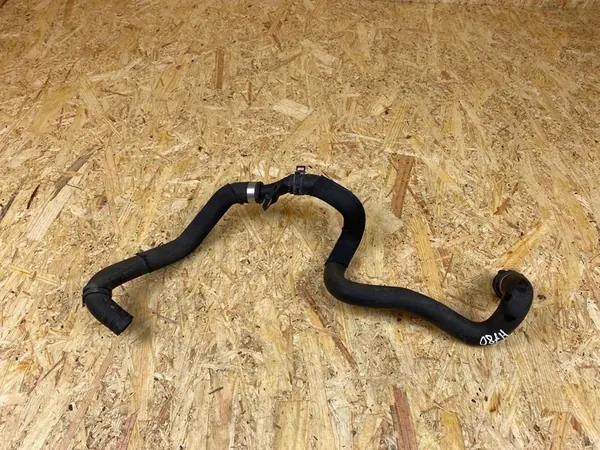 Vesiputki Mercedes W205 W253 W213 A2058306005 image 4