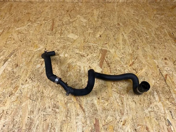 Vesiputki Mercedes W205 W253 W213 A2058306005 image 7