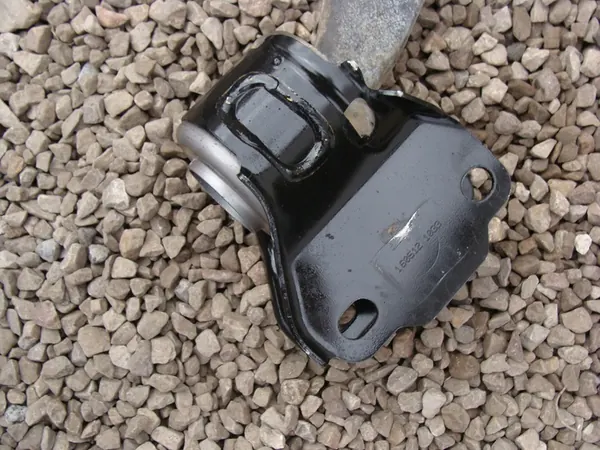 Braccio di Controllo Anteriore Sinistro Volvo V60 I S60 II image 3