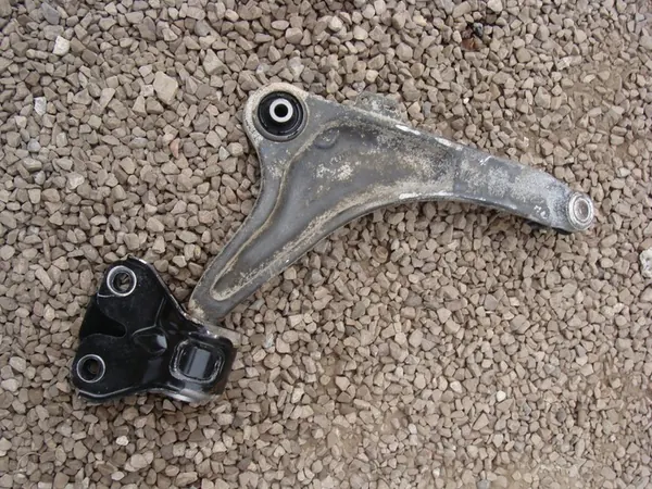 Braccio di Controllo Anteriore Sinistro Volvo V60 I S60 II image 4