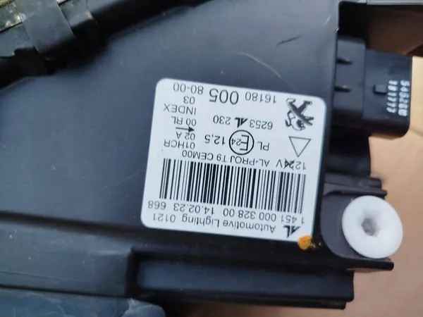Oikea Etuvalaisin Peugeot 308 T9 II Full LED OEM image 6