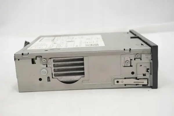 Gebrauchtes SEAT Radio CD OEM 5QA035824 - Marke 303 image 8