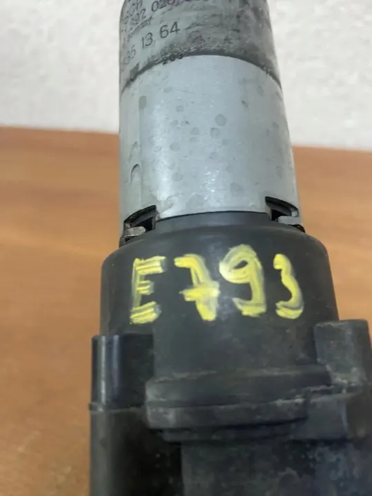 Vattenpump OEM E793 för Mercedes-Benz Vito 638 image 6