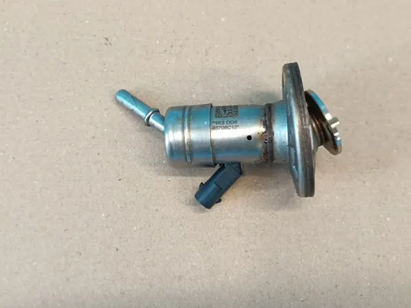 Inyector AdBlue OEM 05L131113E para VW Arteon 2.0 TDI image 6