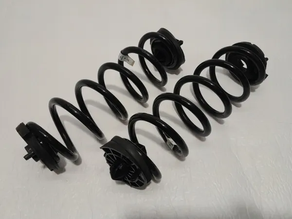 Audi A4 B9 Lift Sedan Bakfjädring OEM 8W0511115EB image 2