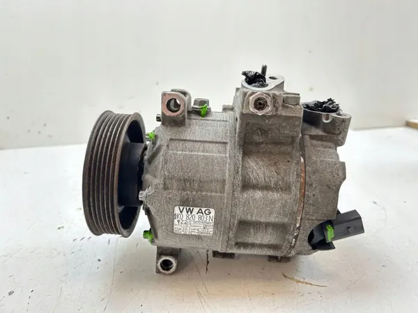 Airco-compressorbeugel OEM 1K0820803N voor VW Passat B6 image 3