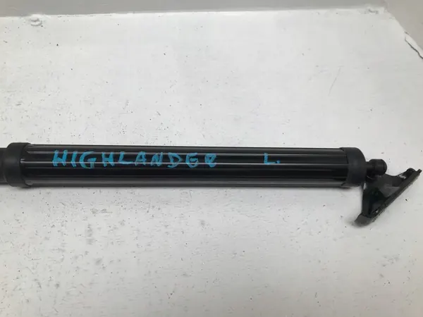 BAKLUCKSAKTUATOR TOYOTA HIGHLANDER 2021 OEM 68920-0E050 image 2