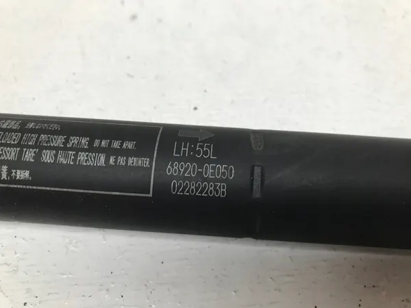 BAKLUCKSAKTUATOR TOYOTA HIGHLANDER 2021 OEM 68920-0E050 image 4