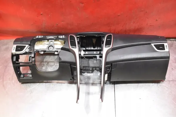 Consola salpicadero OEM mamAUTO-1043204- para Hyundai i30 image 2