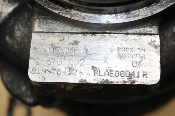 Turbo BMW B47 OE 8519475 image 8